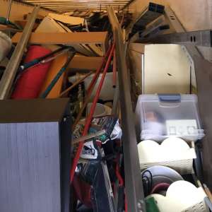 23 de tone deşeuri constând în textile și electrocasnice, oprite la Borș II