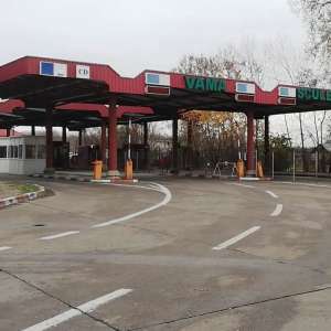 Poliţă de asigurare falsă, descoperită de poliţiştii de frontieră ieşeni