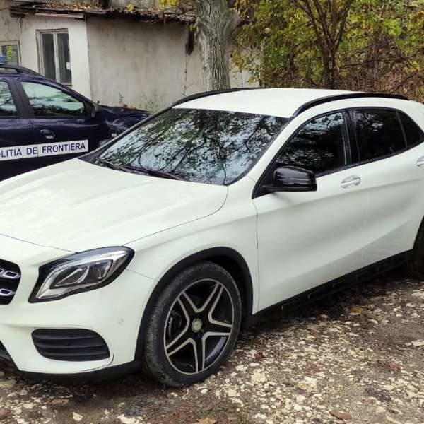 Autoturism în valoare de 125.000 lei, căutat de autoritățile din Italia si Cehia, descoperit de poliţiştii de frontieră