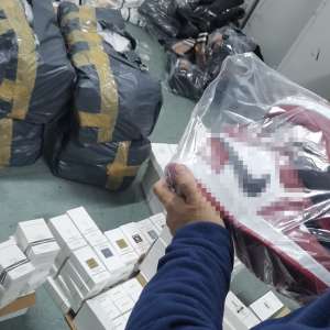 Bunuri contrafăcute, estimate la o valoare de peste 280.000 lei, descoperite la P.T.F Giurgiu