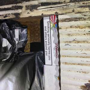 Ţigări ascunse în podeaua unui microbuz, descoperite în PTF Siret