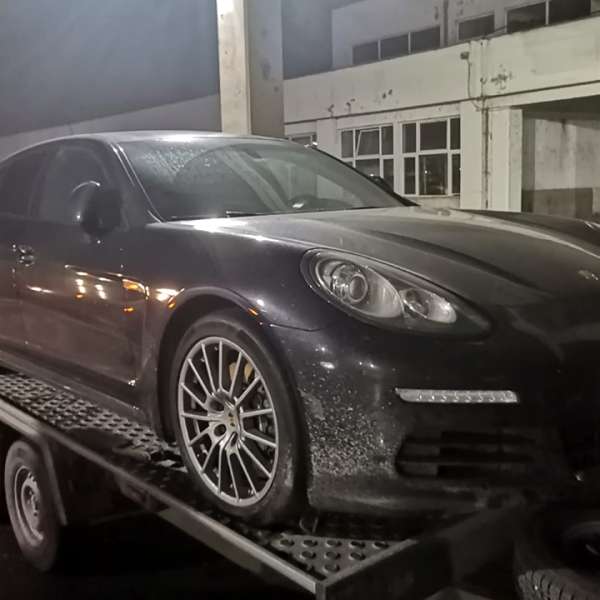 Autoturism căutat de autoritățile din Belgia, descoperit în P.T.F. Giurgiu