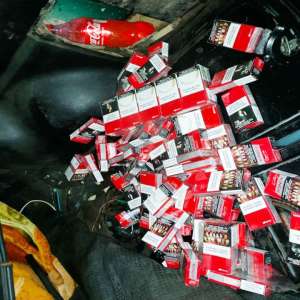 Ţigări de contrabandă ascunse în rezervor, descoperite la trecerea frontierei