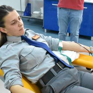 Elevii Şcolii de Pregătire a Agenţilor Poliţiei de Frontieră ’’Avram Iancu’’ Oradea au donat sânge