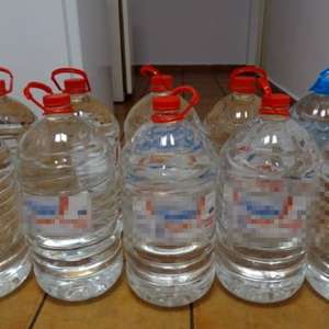 20.000 țigarete și 100 litri de alcool descoperite ascunse într-un ansamblu rutier în P.T.F. Calafat