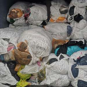 Peste 35.500 de kg de deşeuri, oprite la intrarea în ţară