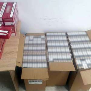 35.000 de țigarete descoperite într-un autocamion în P.T.F. Bechet