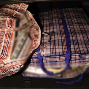 Doi maramureșeni cercetați pentru contrabandă și aproximativ 9.000 de pachete țigări confiscate, la granița Maramureșului