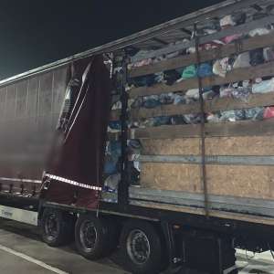 Peste 58 tone de deşeuri oprite la Borș II , Borș I și Nădlac II