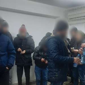 13 cetățeni turci, depistaţi de poliţiştii de frontieră de la Moldova Veche