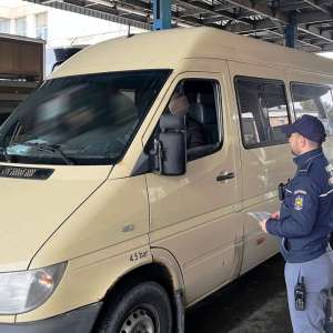 Conducea un ansamblu rutier, fără să deţină permis de conducere valabil pentru aceasta