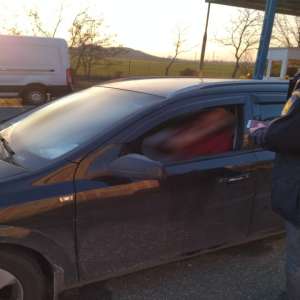 Bulgar cercetat penal pentru prezentarea unui permis fals la controlul de frontieră