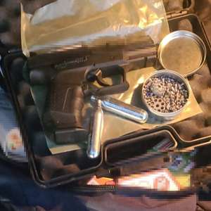 Pistol cu aer comprimat descoperit la P.T.F. Vărșand