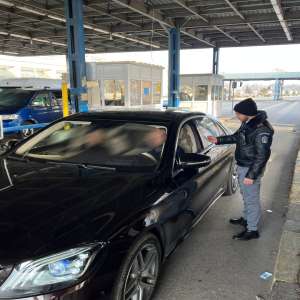 Șofer “fals”, descoperit la volan în P.T.F. Albița