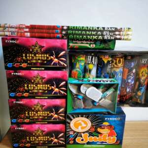 Materiale pirotehnice descoperite la controlul de frontieră