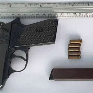 Armă și muniția aferentă, oprite la intrarea în țară, în Albița