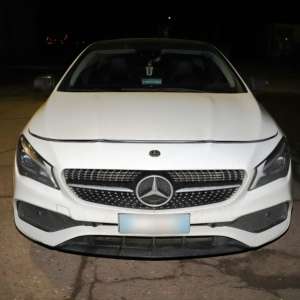 Autoturism de lux semnalat furat din Italia, descoperit în trafic de poliţiştii de frontieră ieşeni