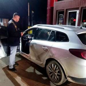 Autoturism căutat de autorităţile din Franţa descoperit la Stânca