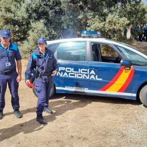 Portret de polițist de frontieră