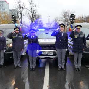 Glorie celor ce prin vitejia și prin jertfa lor de sânge au înfăptuit unitatea națională