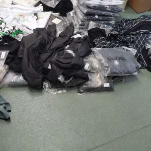 Bunuri susceptibile a fi contrafăcute, estimate la o valoare de peste 270.000 lei, descoperite în P.T.F. Giurgiu