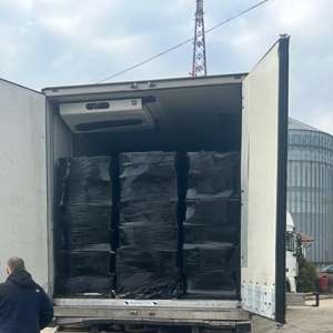 Țigări de contrabandă, în valoare de peste 1,5 milioane de euro, descoperite ascunse într-un autocamion, în P.T.F. Bechet