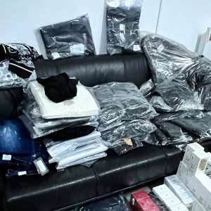 Bunuri în valoare de aproximativ 1.000.000 lei, descoperite de polițiștii de frontieră giurgiuveni în perioada minivacanței