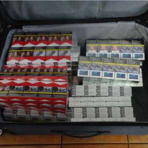 Peste 26.000 de țigarete descoperite ascunse în două mijloace de transport, în P.T.F. Calafat și P.T.F. Bechet