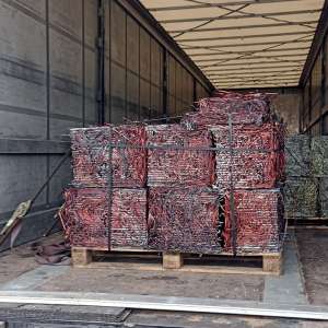 Peste 47 tone deșeuri, oprite la intrarea în țară