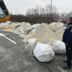 Tutun vrac în valoare de peste 100.000 lei ascuns în semiremorca unui ansamblu rutier