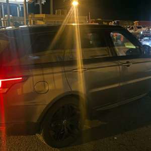 Autoturism dat în urmărire de autoritățile din Italia, descoperit în P.T.F Nădlac II