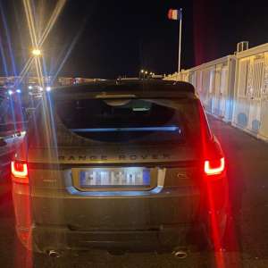 Autoturism dat în urmărire de autoritățile din Italia, descoperit în P.T.F Nădlac II