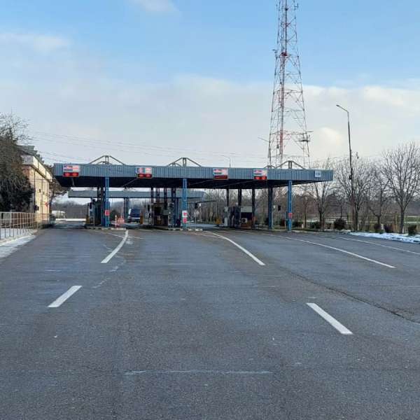 Depistat în trafic la volan, deşi nu poseda permis de conducere valabil 