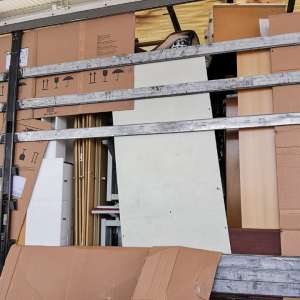 Peste 17 tone de deşeuri oprite la intrarea în țară