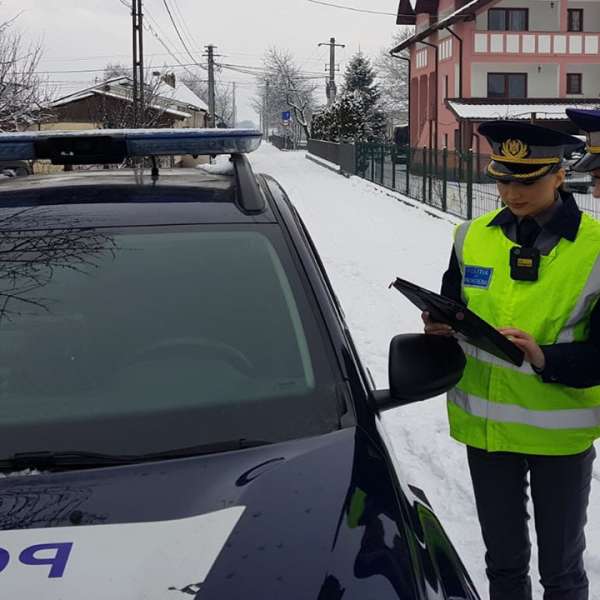 Depistat în trafic la volanul unei mașini, fără a deține permis de conducere