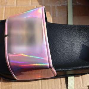 Încălțăminte contrafăcută, în valoare de peste 1.100.000 lei, descoperită în P.T.F. Calafat