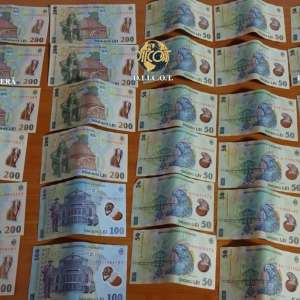 34 de percheziții domiciliare pentru destructurărea unui grup infracțional organizat, specializat în săvârșirea infracțiunii de trafic de migranți