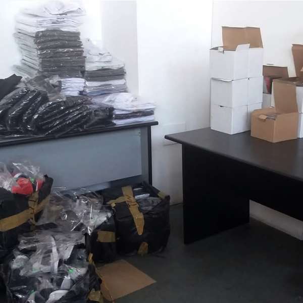 Bunuri susceptibile a fi contrafăcute, în valoare de peste 220.000 lei, descoperite de polițiștii de frontieră giurgiuveni