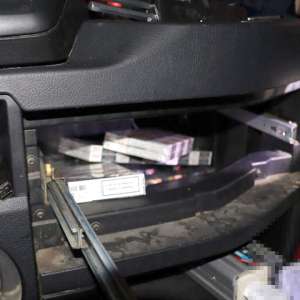 Peste 11.000 de țigarete descoperite ascunse într-un autocamion, în P.T.F. Calafat