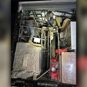 Acțiuni intense la Nădlac II, la sfârșitul săptămânii: 106 cetăţeni străini depistați ascunși, în patru mijloace de transport