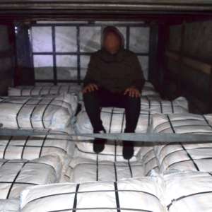 În drum spre Franța, un marocan, migrant ilegal, s-a trezit la granița cu Republica Moldova