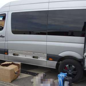 Acţiune intensă la nivelul I.P.T.F. Giurgiu. Mii de bunuri susceptibile a fi contrafăcute, tutun și alcool descoperite în mai multe mijloace de transport