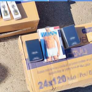 Ţigări de contrabandă, tutun pentru narghilea și alte bunuri contrafăcute, estimate la o valoare de aproximativ 14 milioane lei, descoperite în P.T.F. Zimnicea
