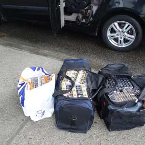 Peste 64.000 de țigarete descoperite ascunse într-un autoturism, în P.T.F. Calafat