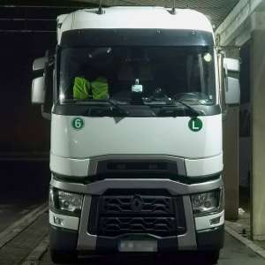 Cap tractor şi un autoturism căutate de autoritățile din Bulgaria şi Germania, descoperite în P.T.F. Giurgiu