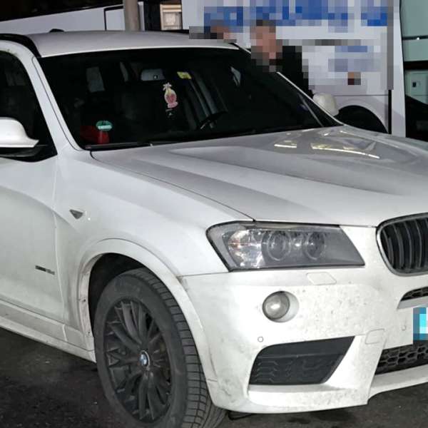 Cap tractor şi un autoturism căutate de autoritățile din Bulgaria şi Germania, descoperite în P.T.F. Giurgiu
