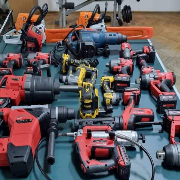 Cu uneltele electrice deținute fără drept și-a construit doar o cercetare penală