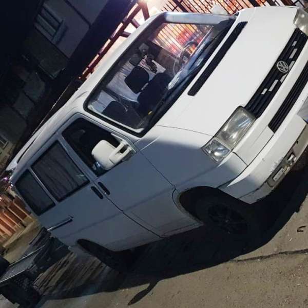 Depistat conducând un ansamblu rutier, fără categorie corespunzătoare