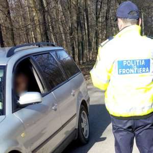 Remorcă „expirată” depistată în trafic