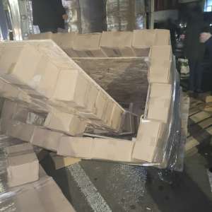 14 cetățeni sirieni depistați ascunși într-o autoutilitară